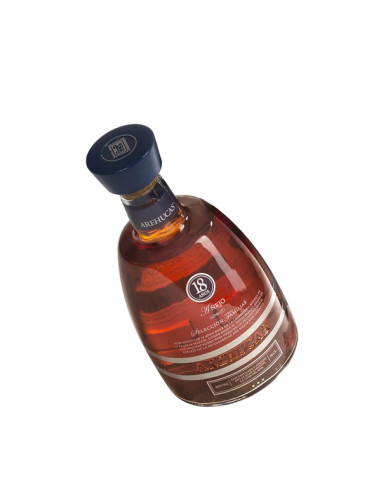 AREHUCAS RON NEGRE "AÑEJO" 18ANYS... AREHUCAS RON NEGRE "AÑEJO" 18ANYS...